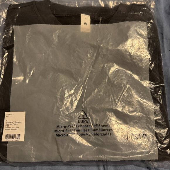 BNWT Lululemon Softstreme Crewneck Oversized Pullover, Black, Medium - Picture 3 of 5